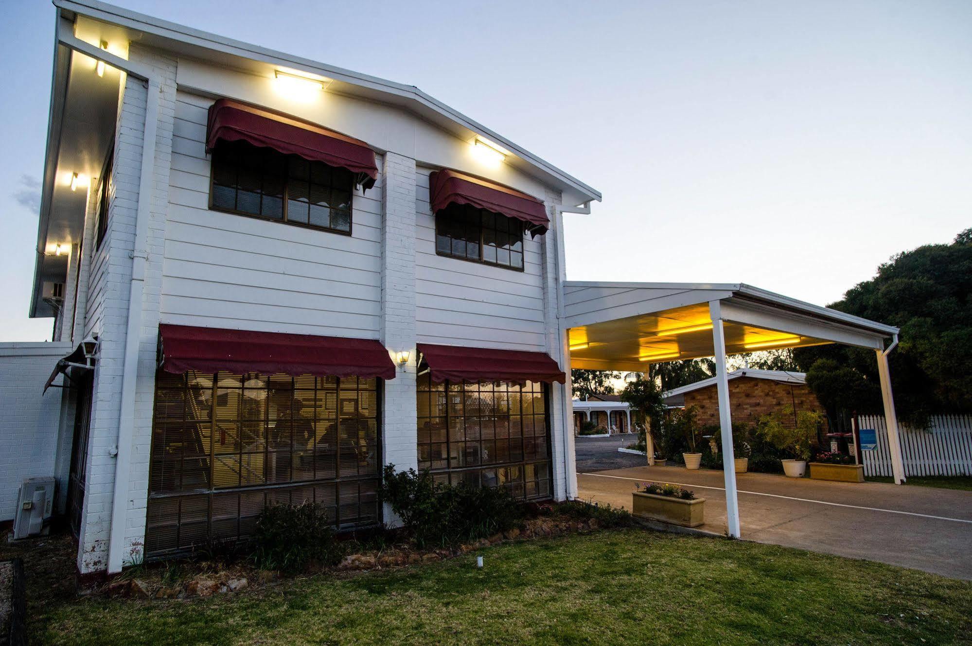 Colonial Motor Lodge Scone Exterior foto